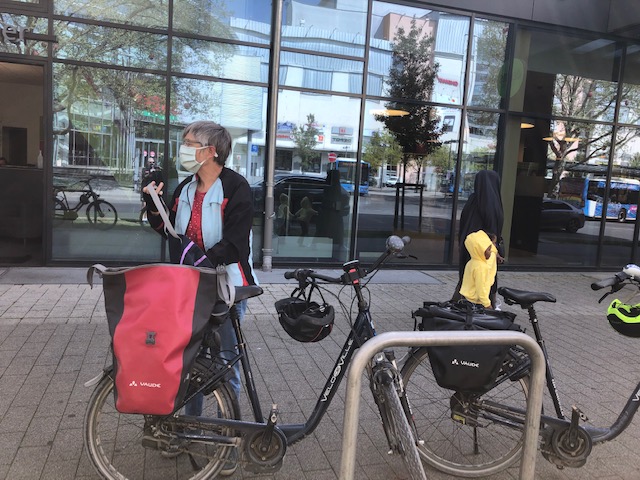 24.4. Shopping in Sifi (RT14)