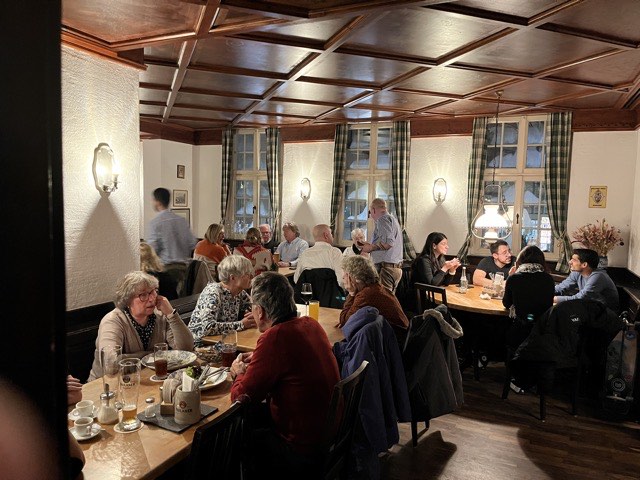 13.01. Arsen und Spitzenhäubchen