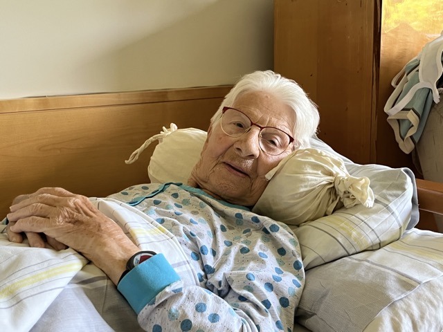 07.06. Oma ist schon wieder gestürzt